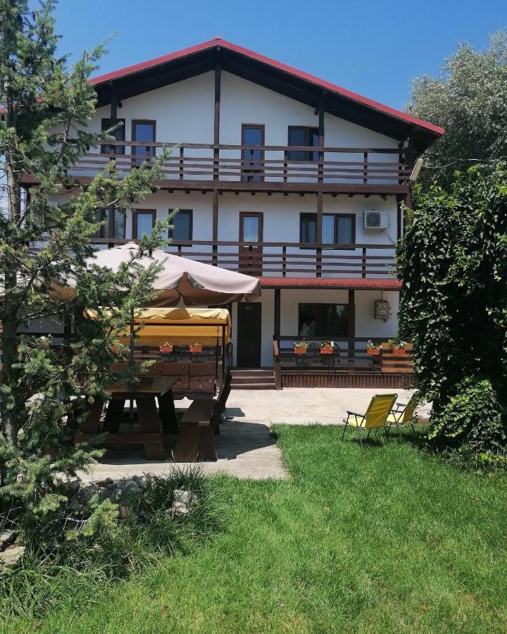 Casa Carp Calarasi Hotel Exterior foto